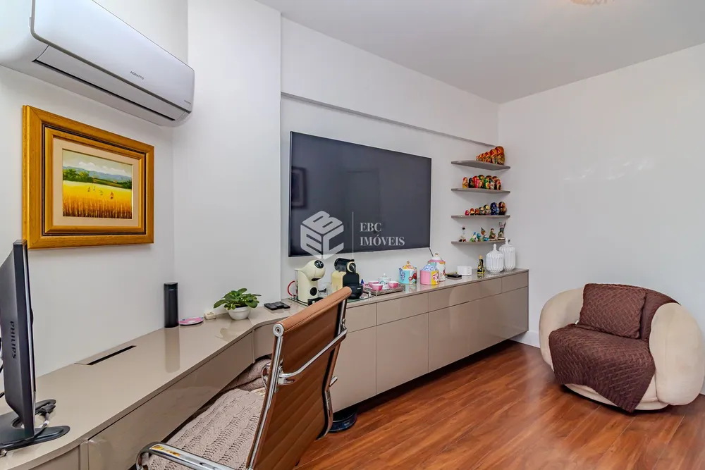 Apartamento, 3 quartos, 130 m² - Foto 2
