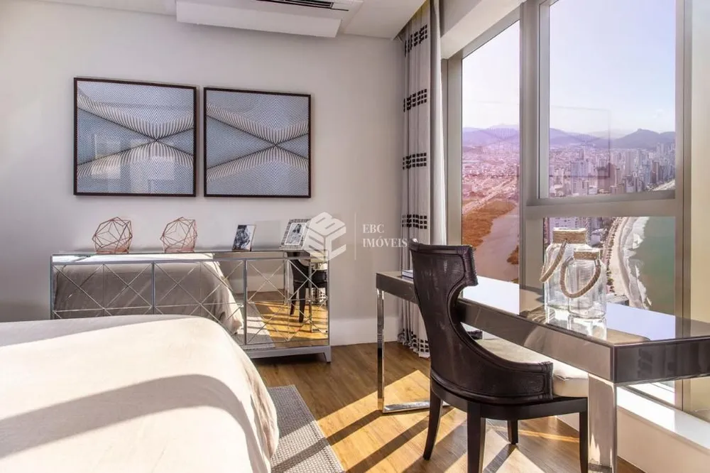 Apartamento, 4 quartos, 261 m² - Foto 2