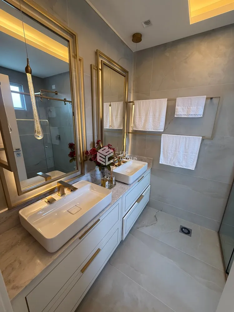 Cobertura, 4 quartos, 327 m² - Foto 3