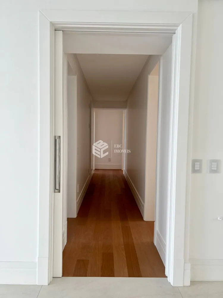 Apartamento, 4 quartos, 216 m² - Foto 3