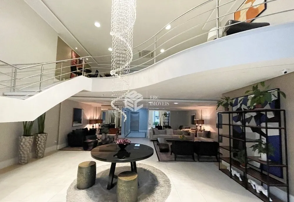 Apartamento, 4 quartos, 233 m² - Foto 2