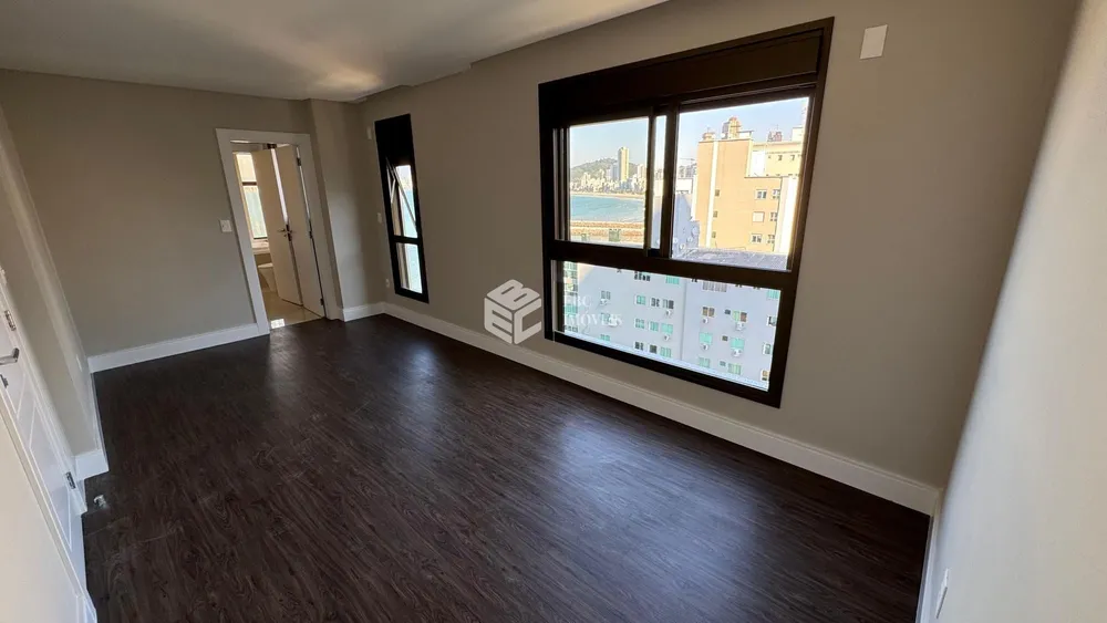 Apartamento, 4 quartos, 185 m² - Foto 2