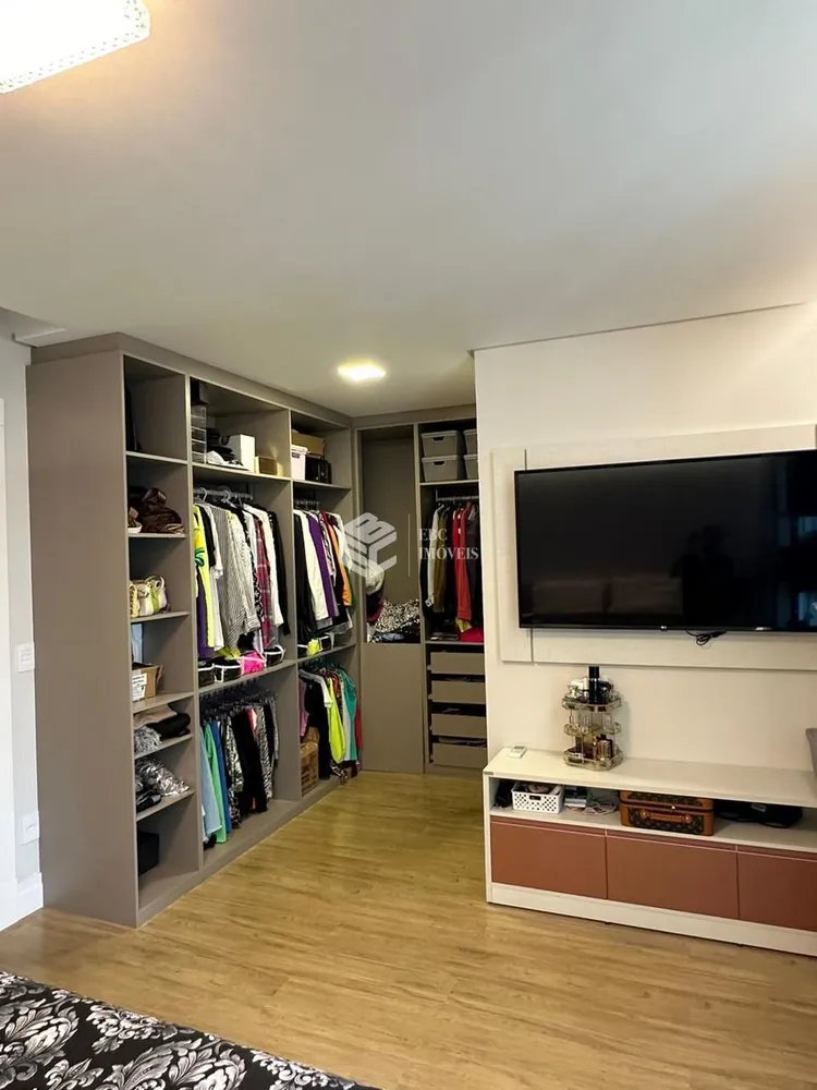 Apartamento, 3 quartos, 139 m² - Foto 1
