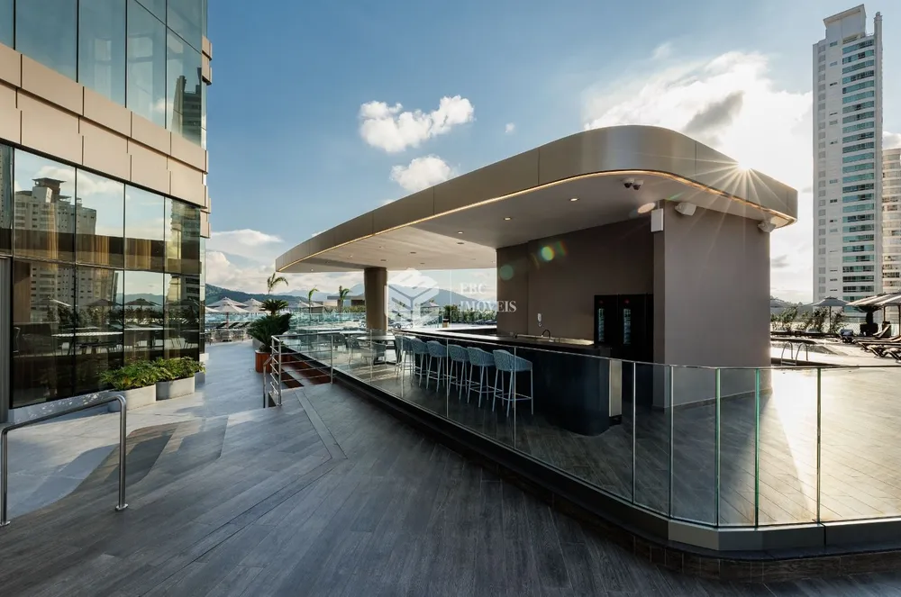 Apartamento, 4 quartos, 261 m² - Foto 2