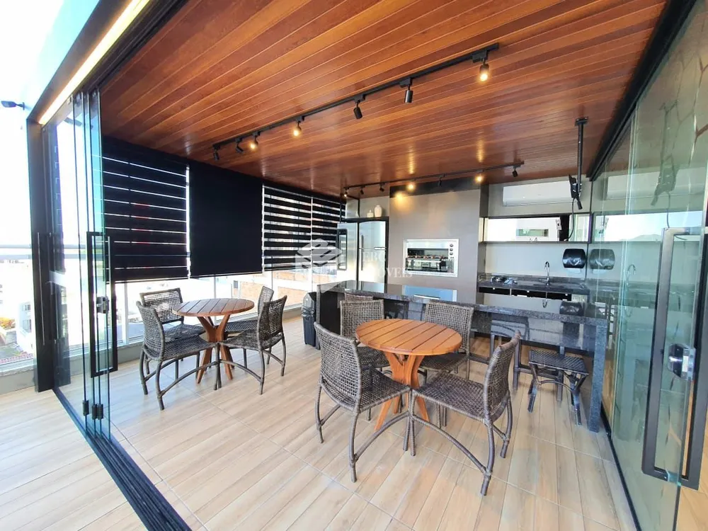Apartamento, 3 quartos, 352 m² - Foto 2