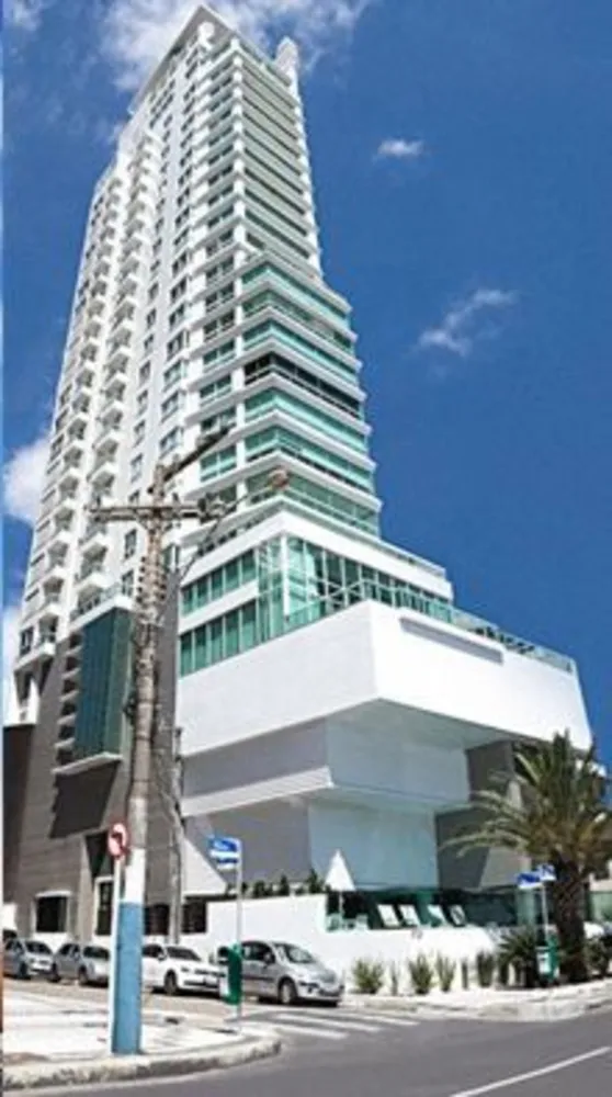 Apartamento, 4 quartos, 242 m² - Foto 1