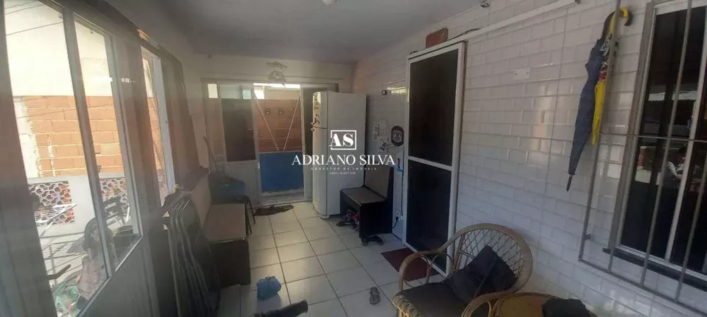 Casa, 2 quartos, 208 m² - Foto 2