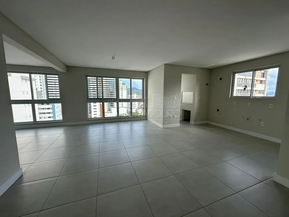 Apartamento, 2 quartos, 93 m² - Foto 1