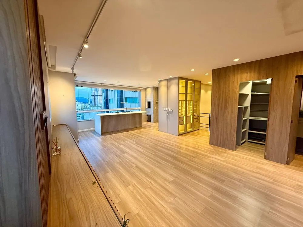 Apartamento, 4 quartos, 240 m² - Foto 2