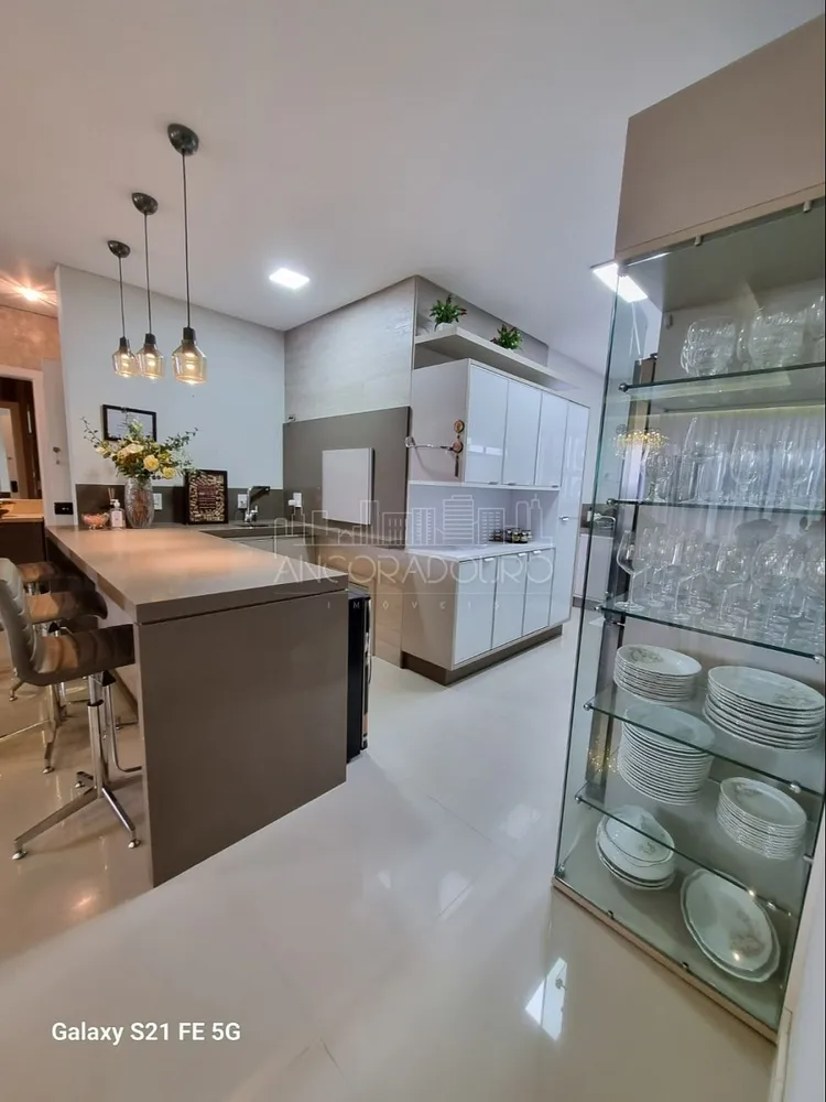 Apartamento, 3 quartos, 136 m² - Foto 8