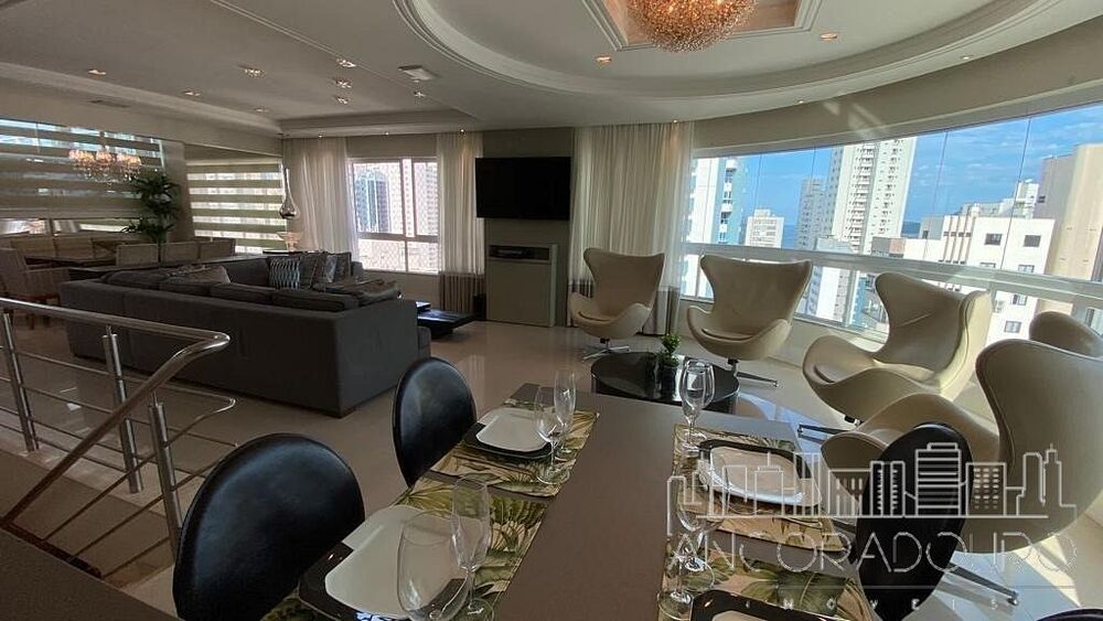 Cobertura à venda com 4 quartos, 257m² - Foto 9