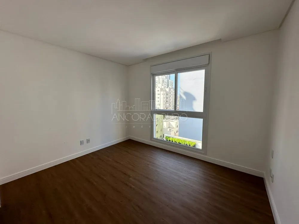 Apartamento, 3 quartos, 227 m² - Foto 4
