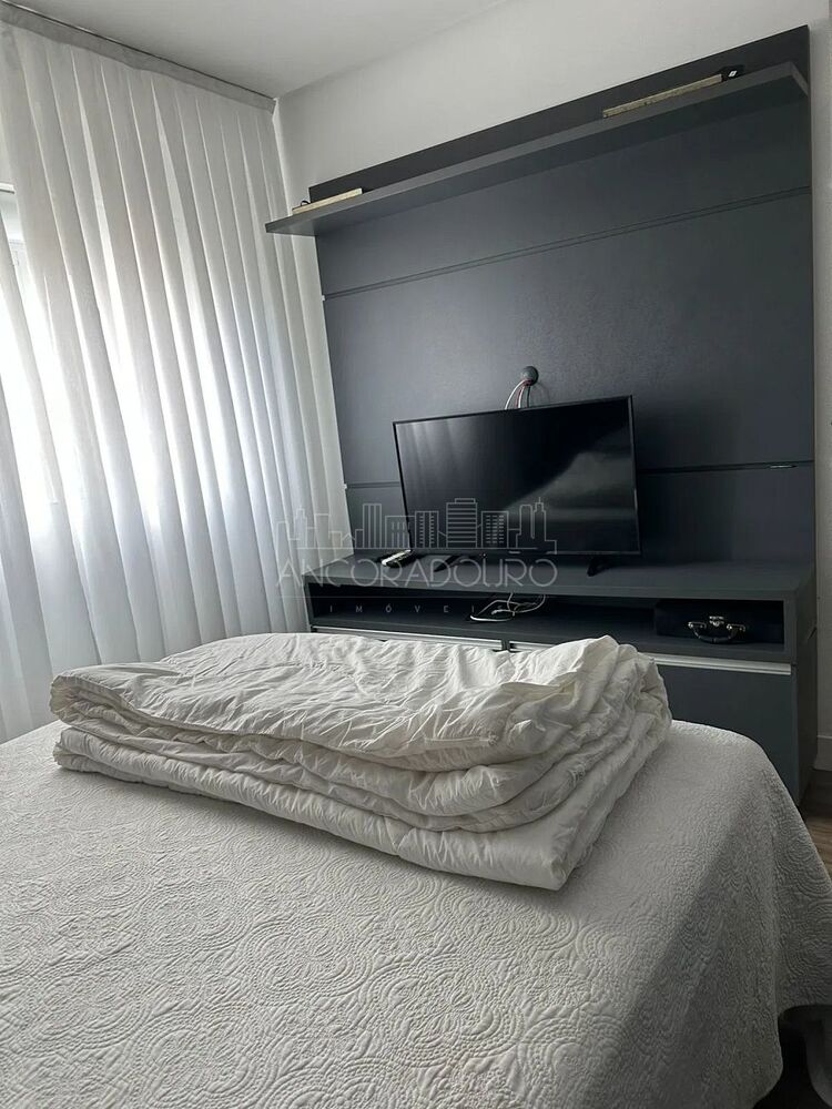 Apartamento à venda com 3 quartos, 113m² - Foto 8