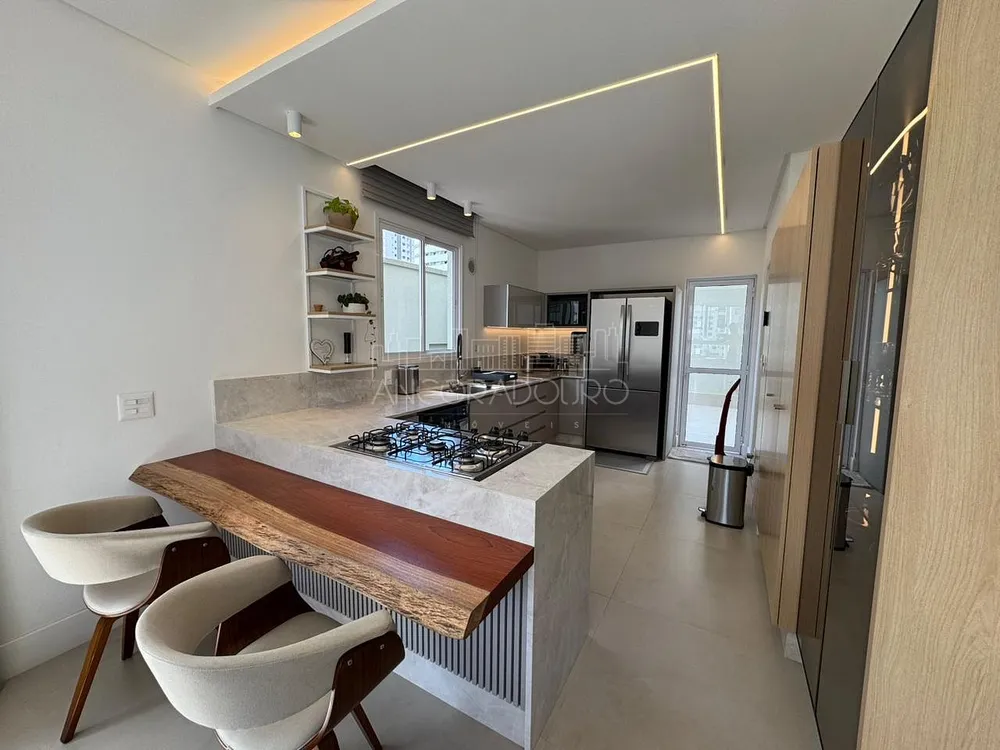 Apartamento, 3 quartos, 283 m² - Foto 2