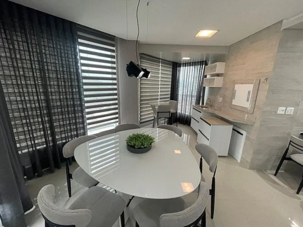 Apartamento, 3 quartos, 136 m² - Foto 1