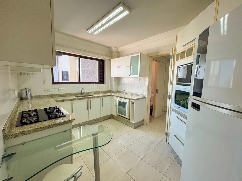 Apartamento, 4 quartos, 179 m² - Foto 2