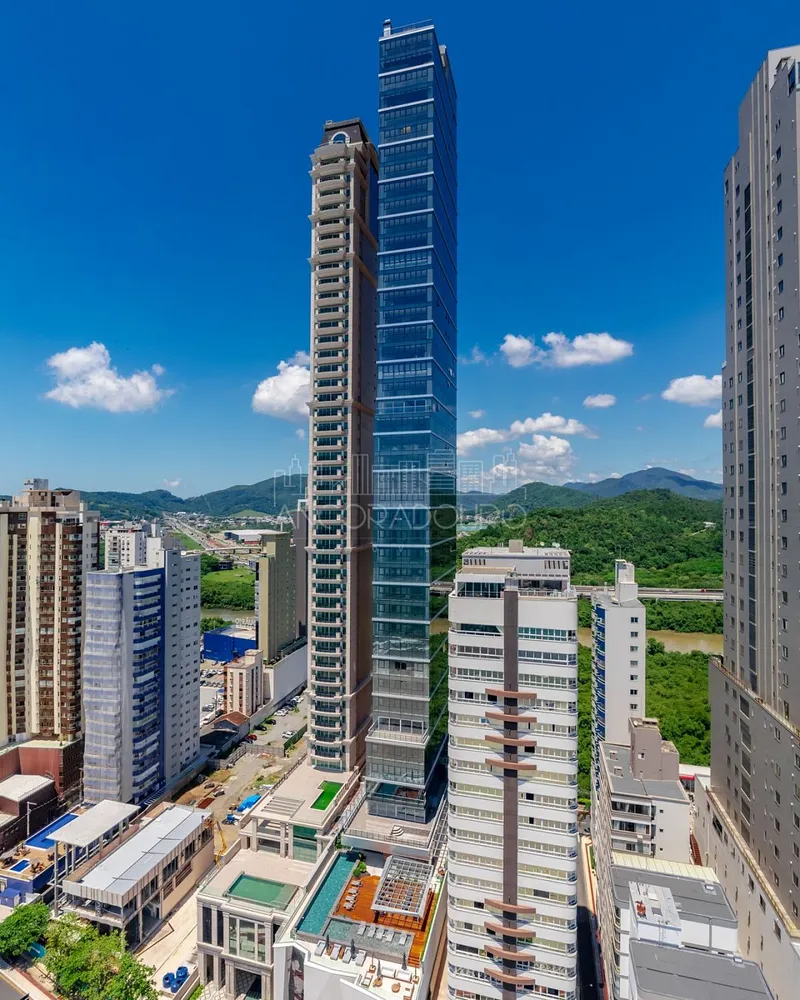 Apartamento, 4 quartos, 246 m² - Foto 2