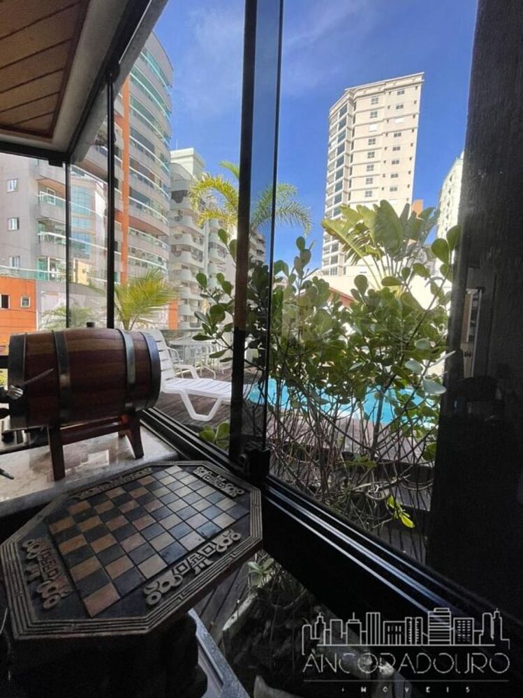 Apartamento, 3 quartos, 132 m² - Foto 1