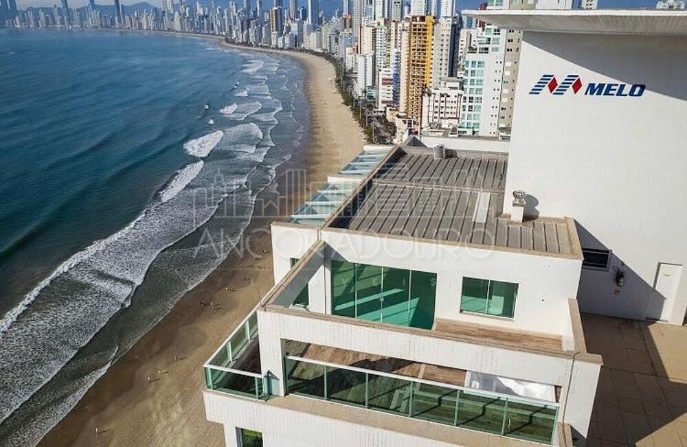Cobertura à venda com 3 quartos, 200m² - Foto 15