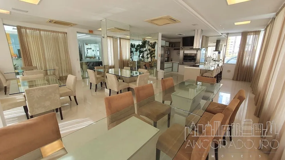 Apartamento, 3 quartos, 136 m² - Foto 2