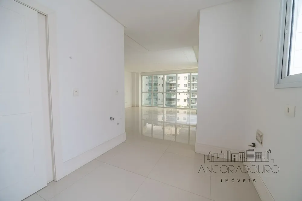 Apartamento, 3 quartos, 162 m² - Foto 4