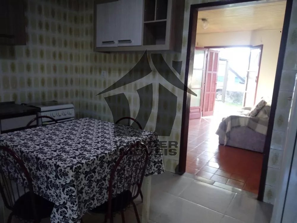 Casa à venda com 3 quartos, 300m² - Foto 3