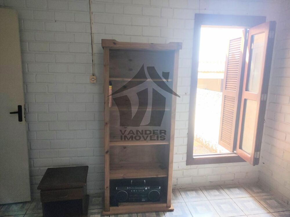 Casa à venda com 4 quartos, 300m² - Foto 4