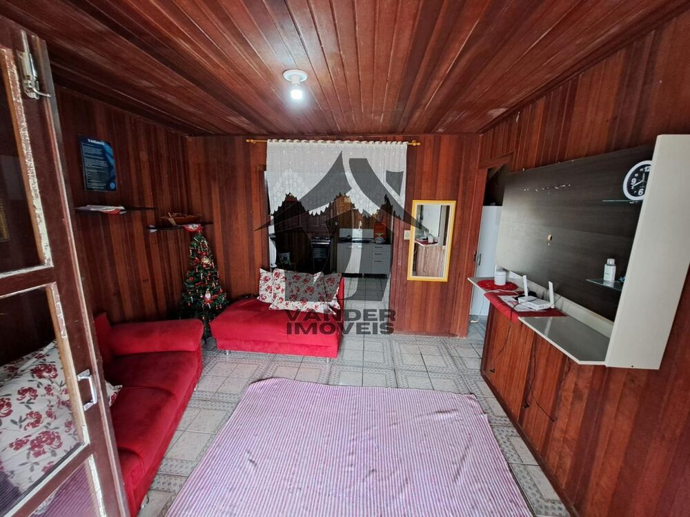 Casa à venda com 3 quartos, 300m² - Foto 1