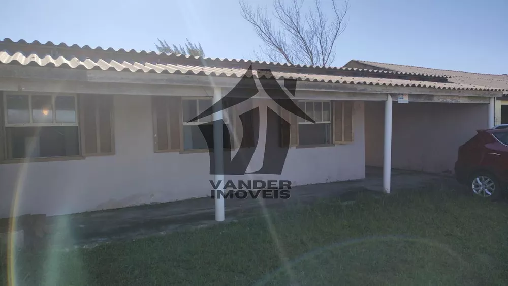 Casa à venda com 4 quartos, 300m² - Foto 1