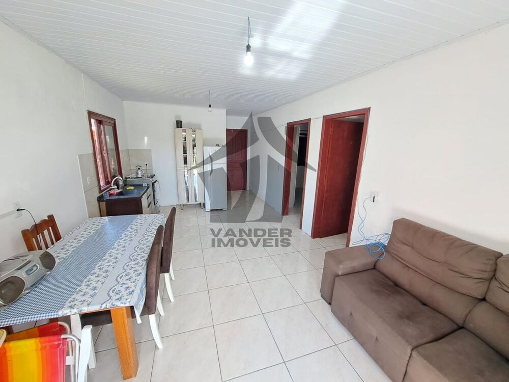 Casa à venda com 4 quartos, 300m² - Foto 2