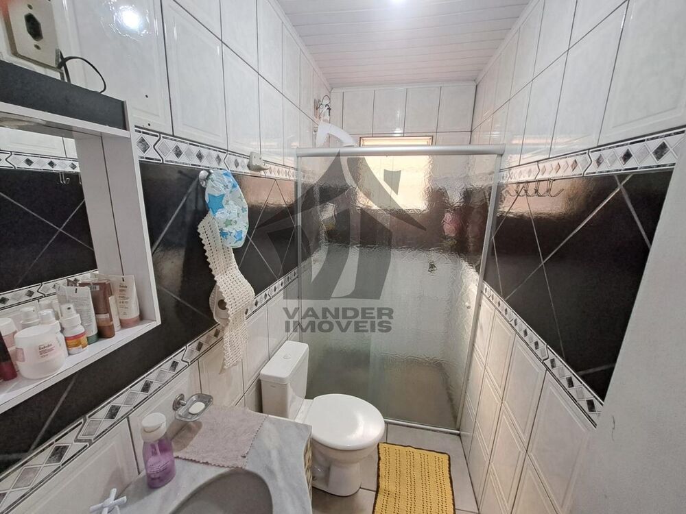 Casa à venda com 4 quartos, 300m² - Foto 4