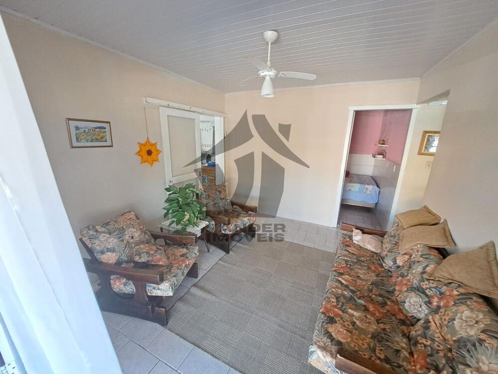 Casa à venda com 4 quartos, 300m² - Foto 2