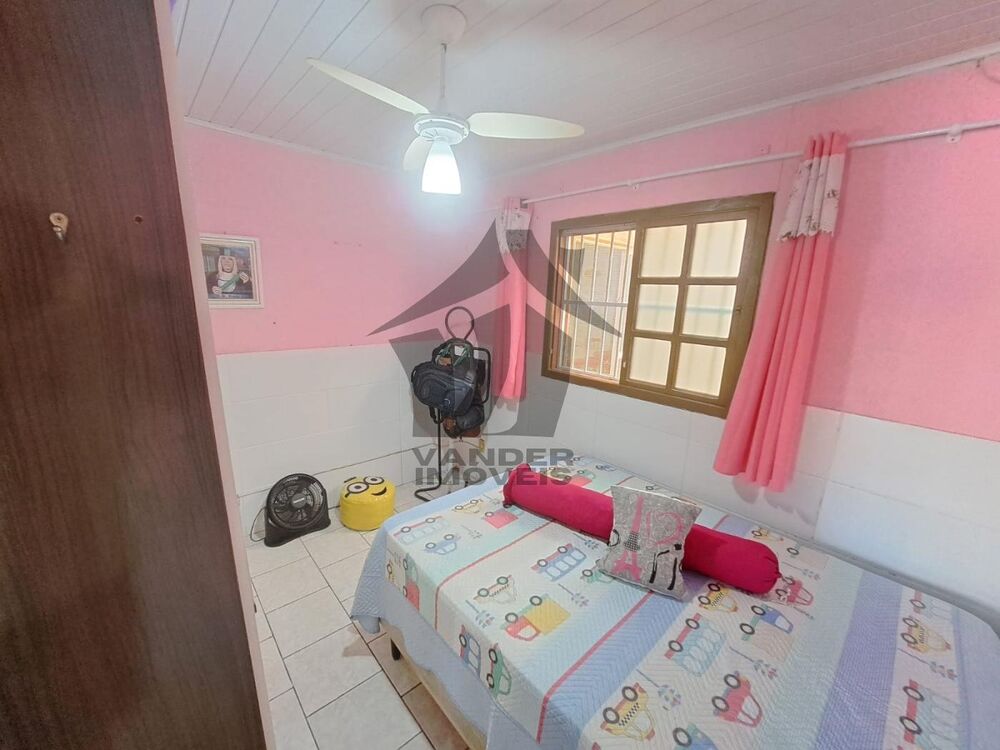 Casa à venda com 4 quartos, 300m² - Foto 3