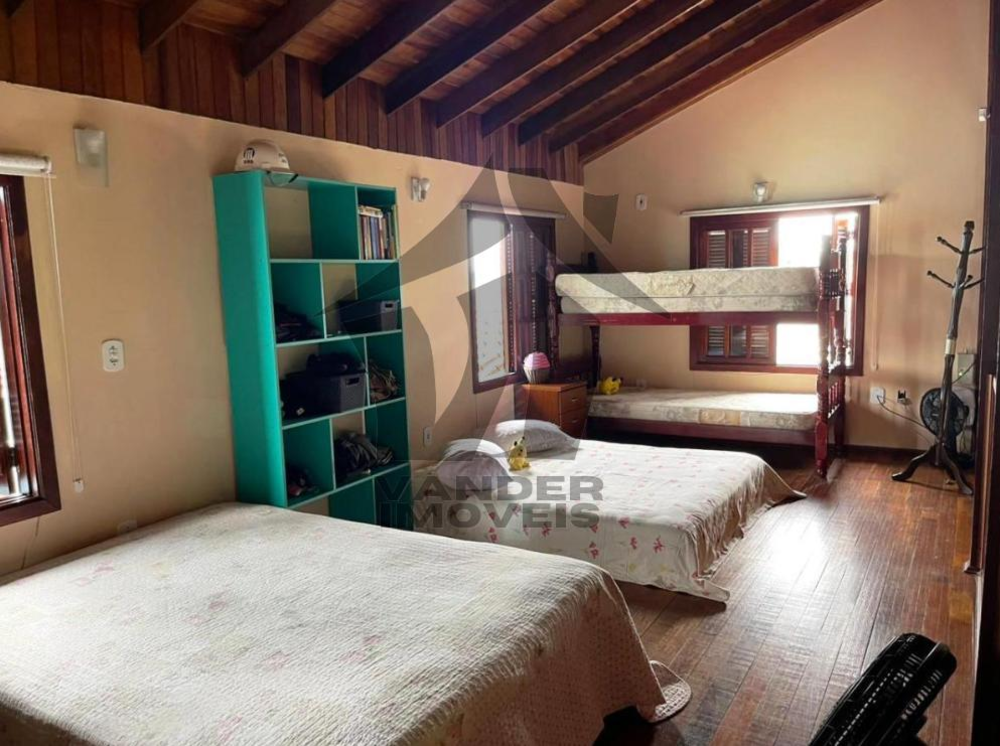 Casa à venda com 2 quartos, 300m² - Foto 7
