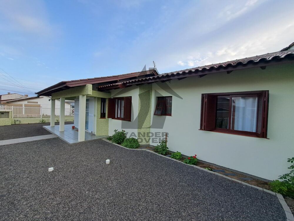 Casa à venda com 3 quartos, 290m² - Foto 4