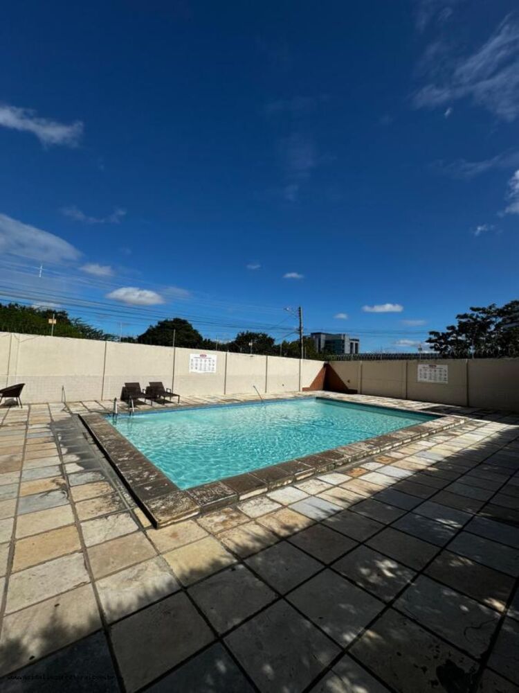 Apartamento para alugar com 2 quartos, 65m² - Foto 3