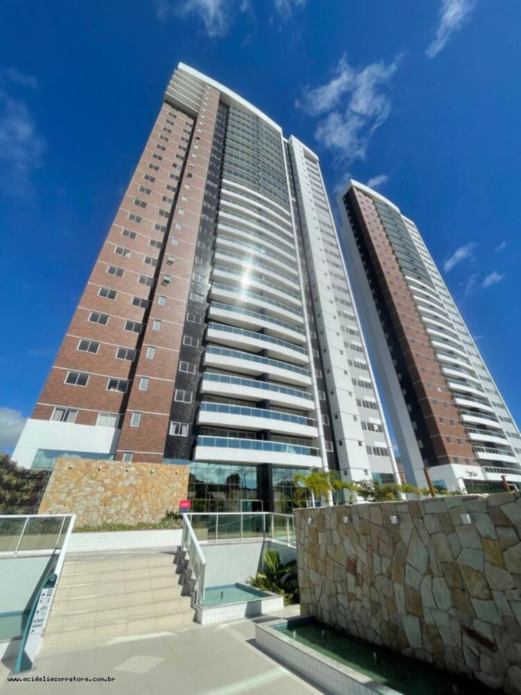 Casa à venda com 3 quartos, 98m² - Foto 2