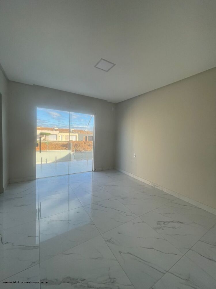 Sobrado para alugar com 3 quartos, 144m² - Foto 2