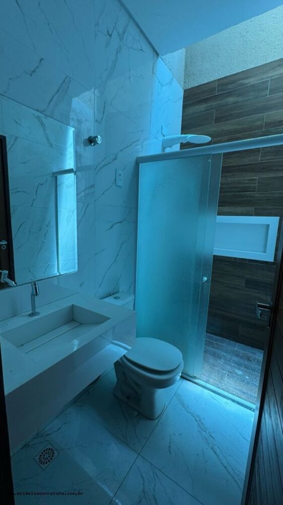 Casa para alugar com 3 quartos, 198m² - Foto 4