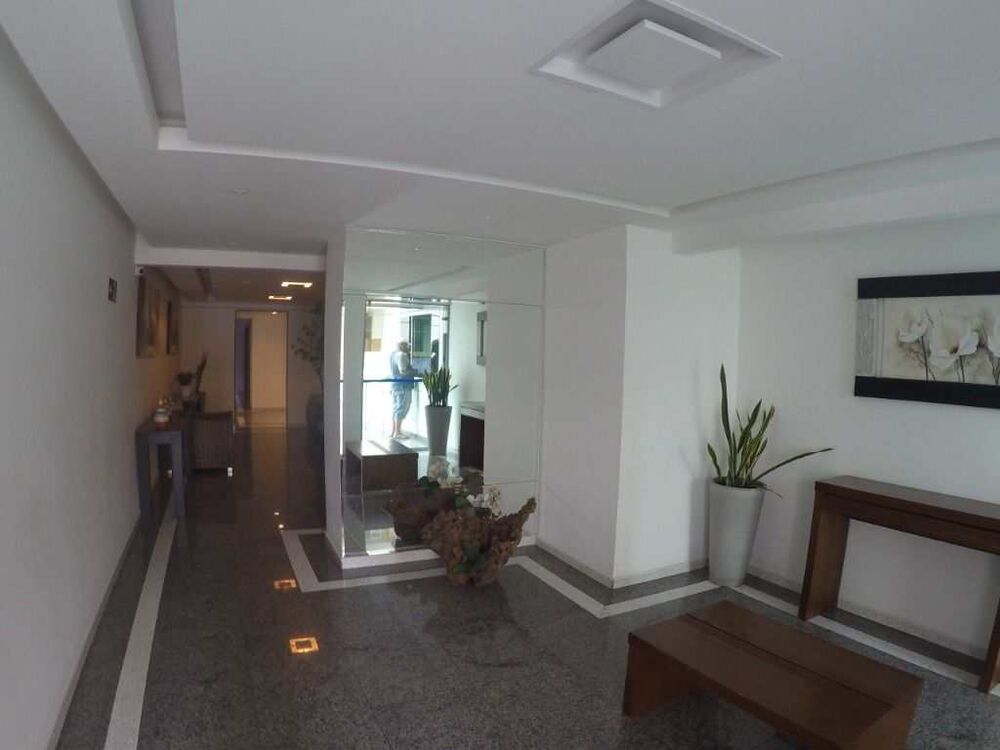 Apartamento à venda com 3 quartos, 172m² - Foto 1
