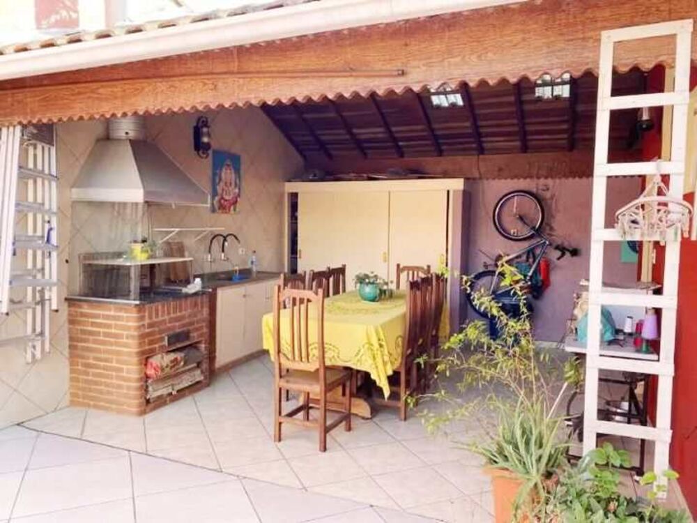 Casa, 4 quartos, 146 m² - Foto 1