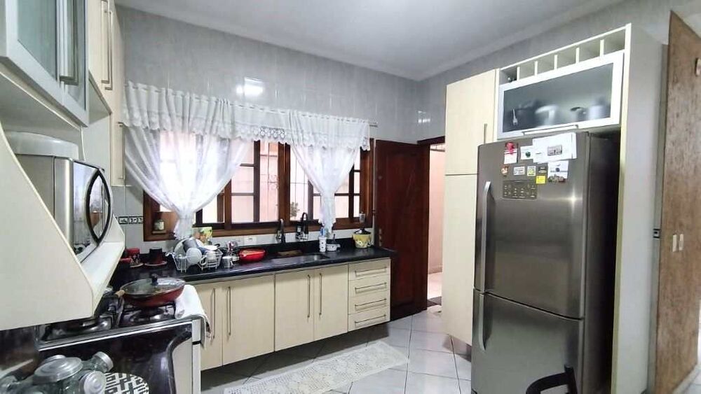 Casa, 3 quartos, 175 m² - Foto 33