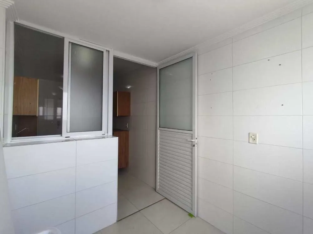 Apartamento, 3 quartos, 131 m² - Foto 2