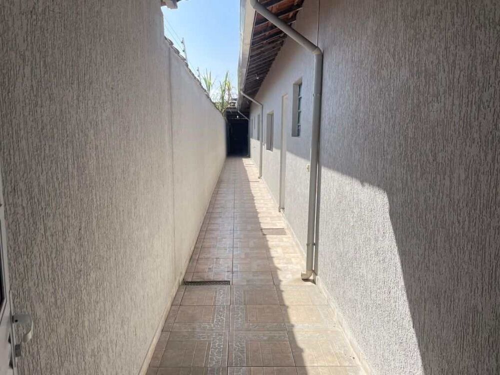 Casa, 3 quartos, 184 m² - Foto 2