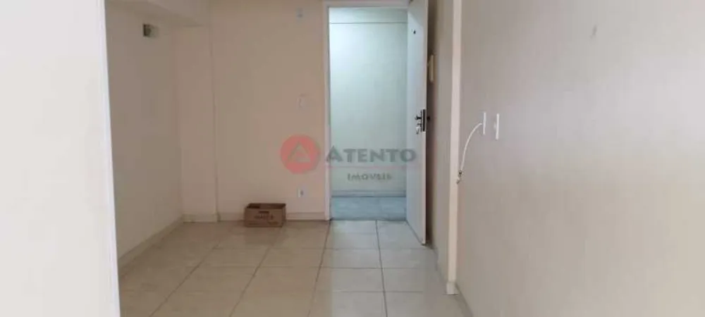 Apartamento, 1 quarto, 32 m² - Foto 2
