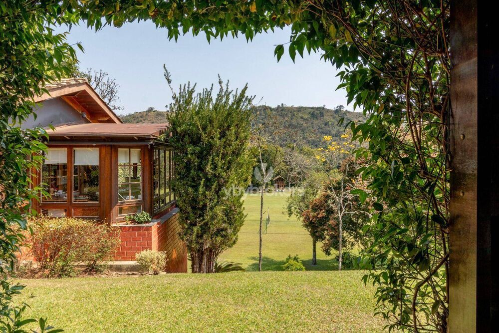 Chácara à venda com 9 quartos, 1200m² - Foto 10