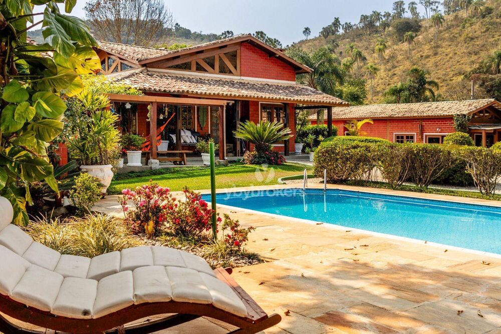 Chácara à venda com 9 quartos, 1200m² - Foto 12