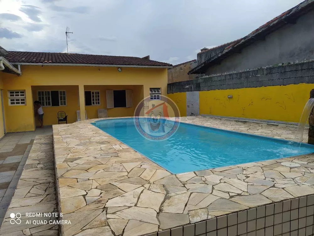 Casa à venda com 2 quartos, 137m² - Foto 1