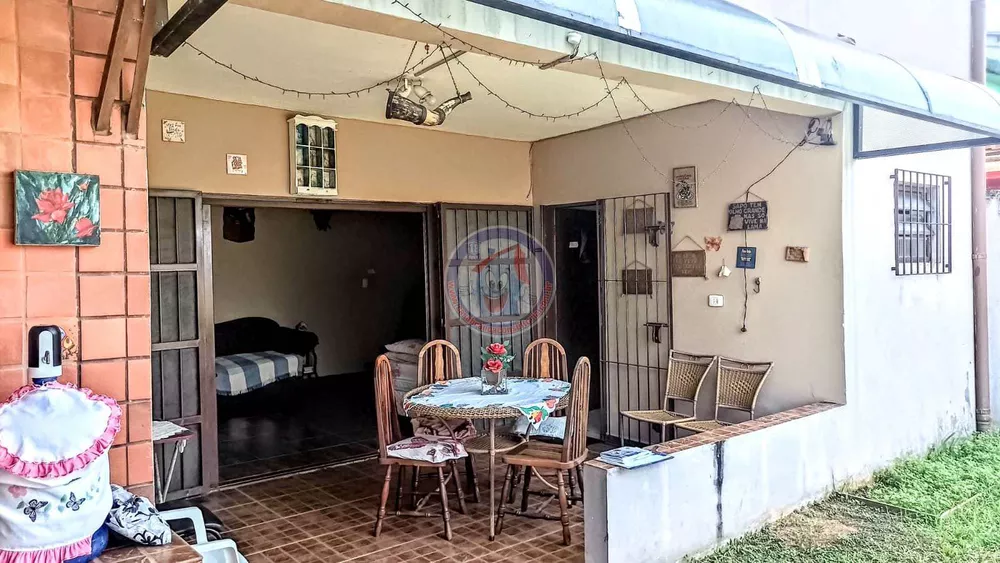 Casa à venda com 2 quartos, 110m² - Foto 14