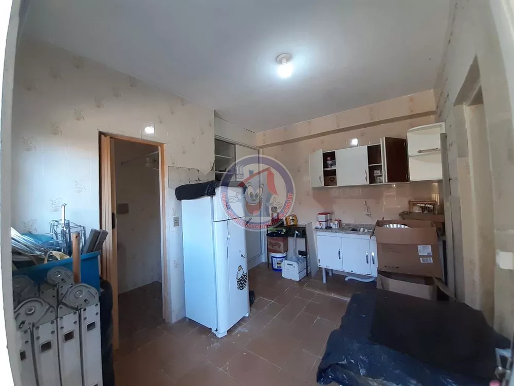 Casa à venda com 3 quartos, 250m² - Foto 12